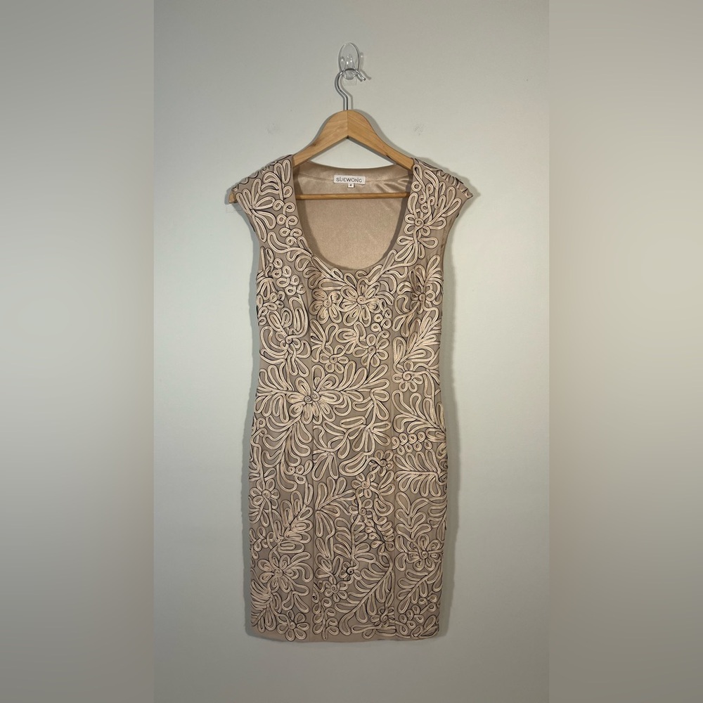 Sue Wong Floral Embroidered Sheath Dress Tan Gold Black Size 4